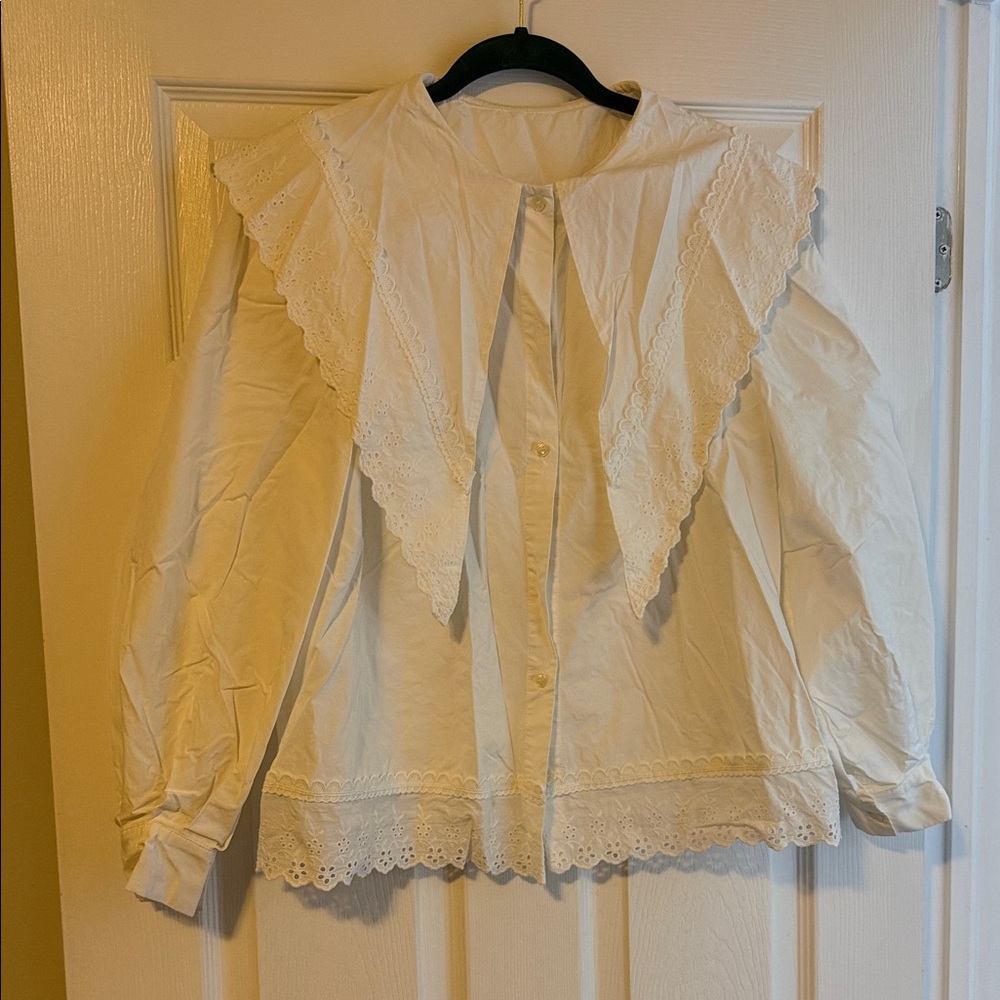 Elegant White Lace Trim Blouse